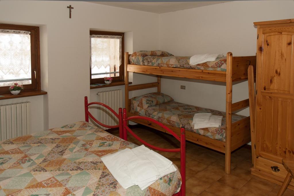 Casa Vacanze Ca' De Val Campodolcino Ngoại thất bức ảnh