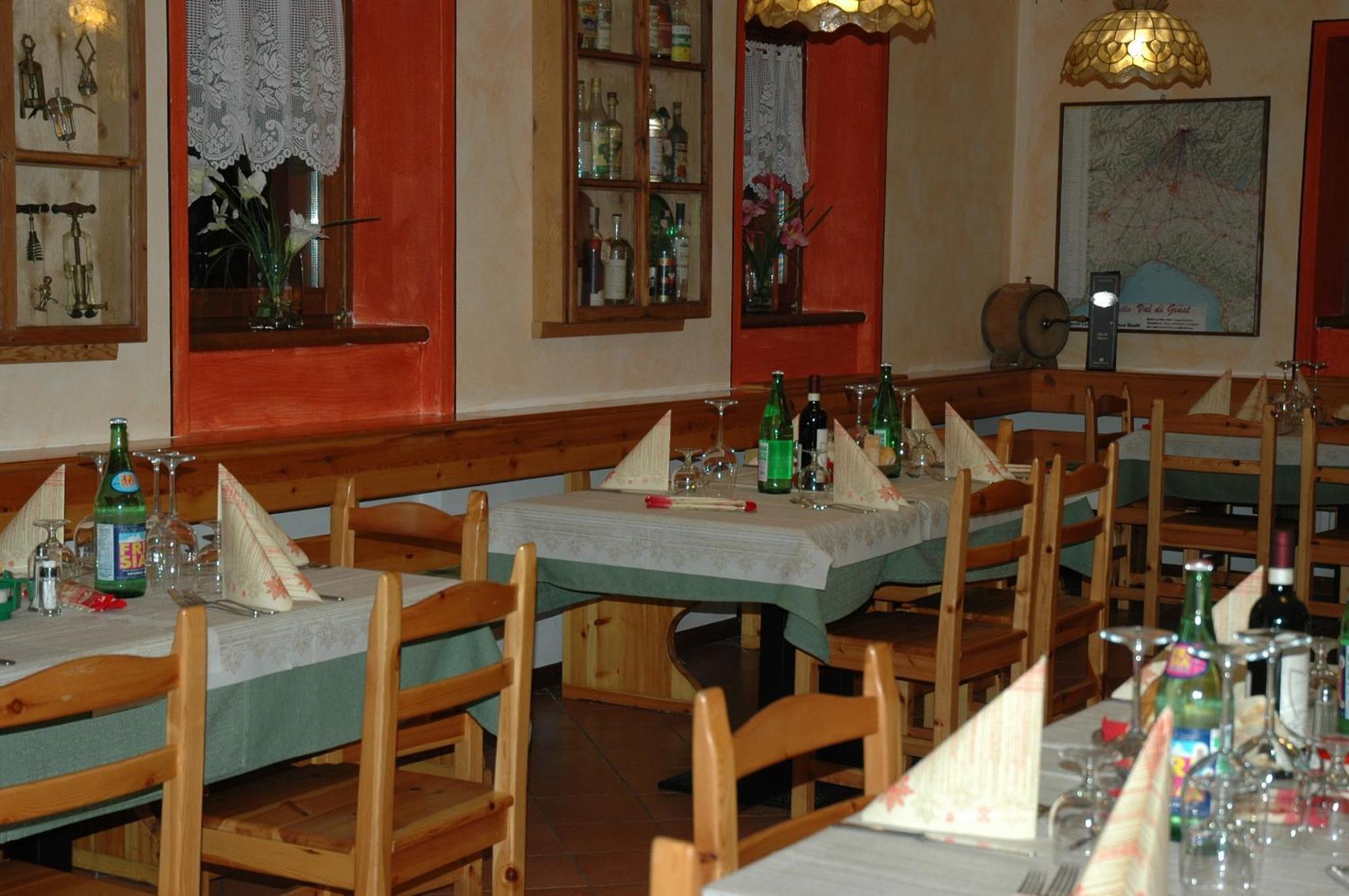 Casa Vacanze Ca' De Val Campodolcino Ngoại thất bức ảnh
