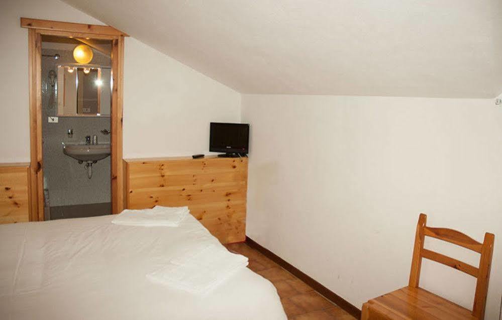 Casa Vacanze Ca' De Val Campodolcino Ngoại thất bức ảnh