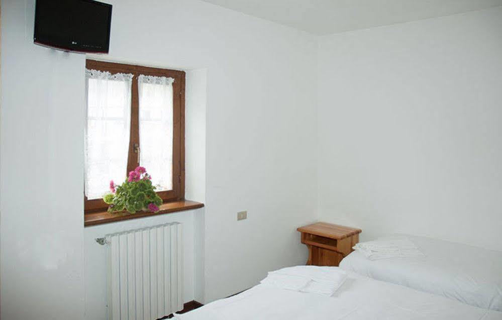 Casa Vacanze Ca' De Val Campodolcino Ngoại thất bức ảnh